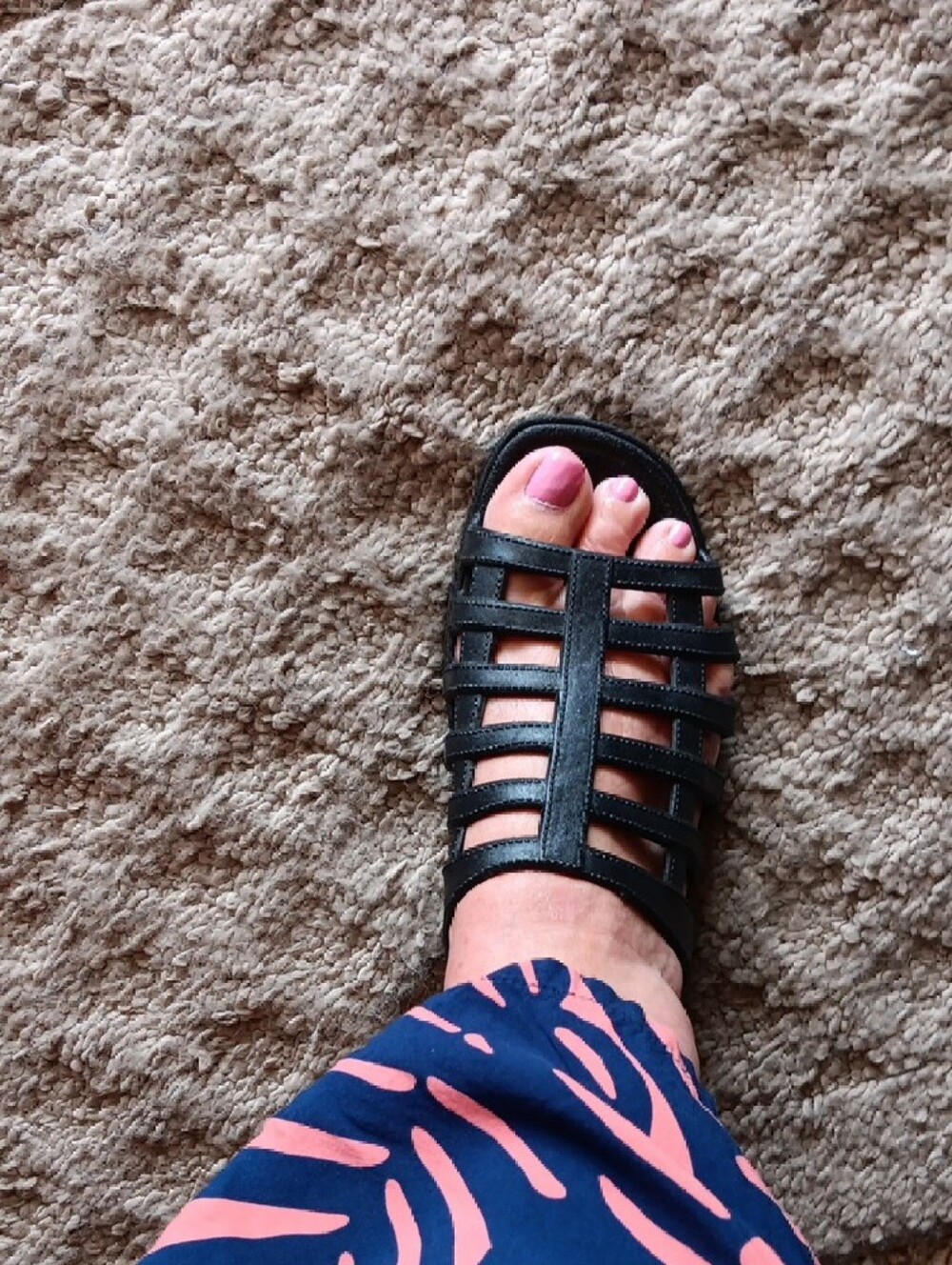 Okabashi Black Strappy Slide Sandals